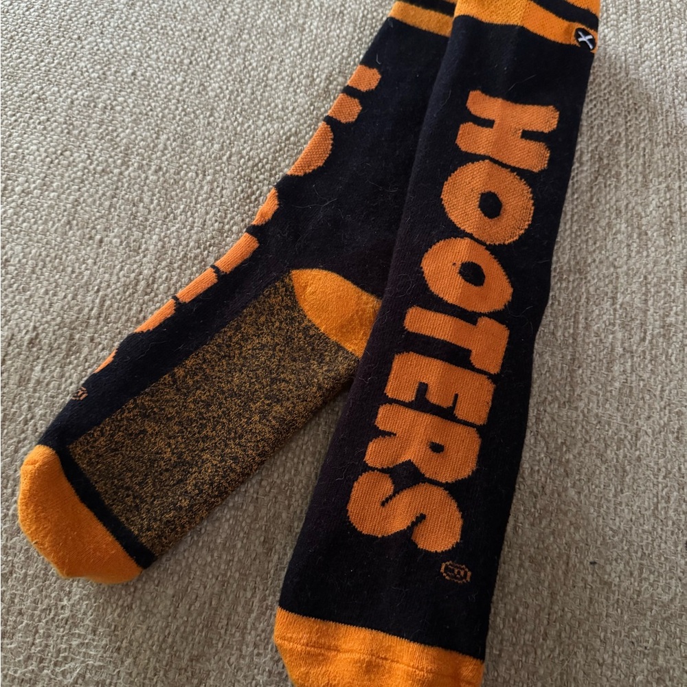 Hooters Black and Orange Men's Socks
